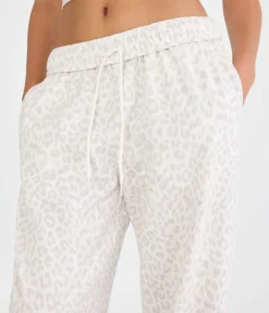Cloud Soft Leopard Print Mid-Rise Straight Leg Sweatpants