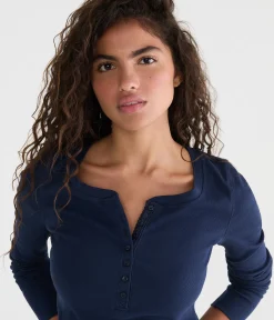 Long Sleeve Solid Ribbed Henley