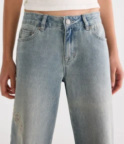 Low-Rise Baggy Wide Leg Embroidered Floral Jean