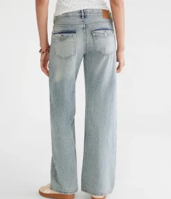 Low-Rise Baggy Wide Leg Jean