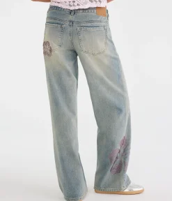 Low-Rise Baggy Wide Leg Rhinestone Flower Jean