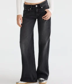 Low-Rise Baggy Wide Leg Studded Star Jean